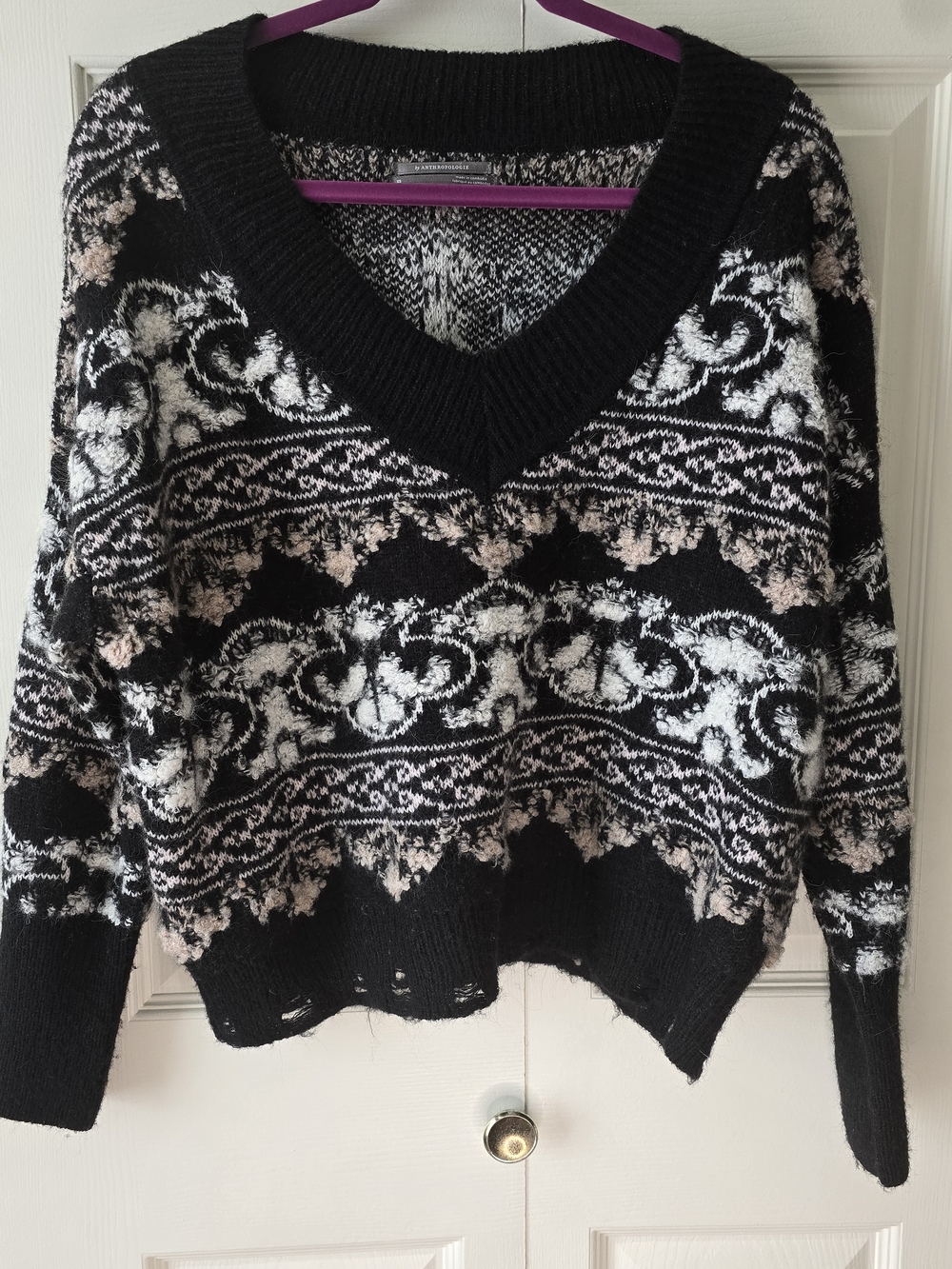 Anthropologie Black, Cream & Blush Patterned V-Neck Sweater XS